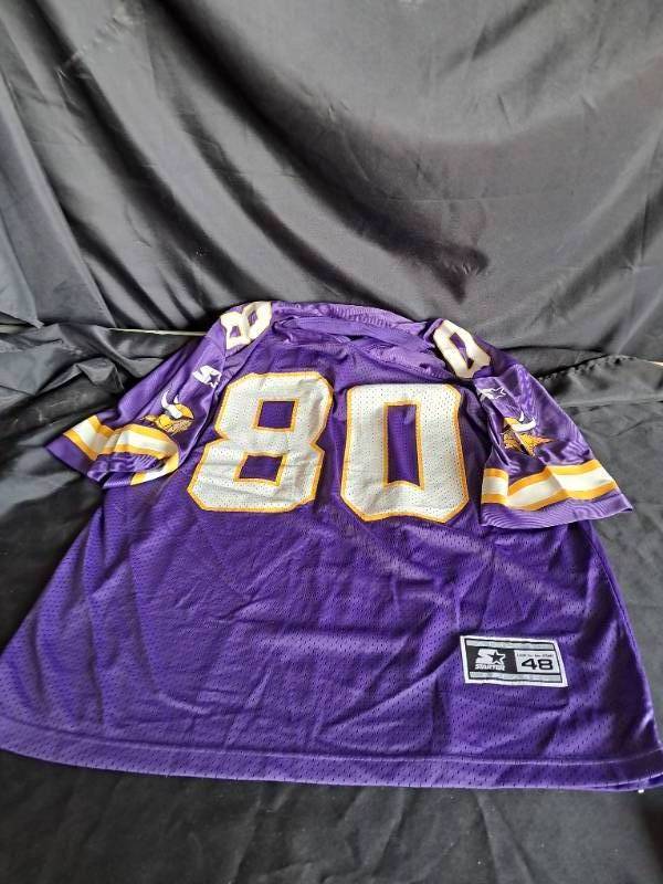lot 44 image: Chris Carter Jersey Size L