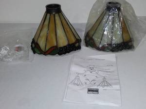lot 19 image: Stained Glass Sconces (2)