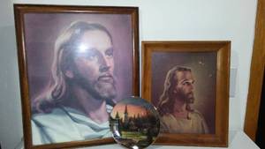 lot 23 image: Terry Redlin Sunday Morning and Christ Pics.