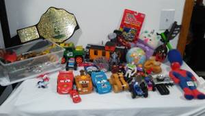 lot 26 image: Legos, Cars, Spiderman and more in covered tote