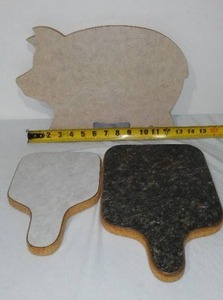 lot 123 image: Laminate Covered Wood Cutting Boards (3).