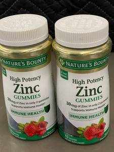 lot 63 image: Natures Bounty High Potency Zinc Gummies for Immune Health