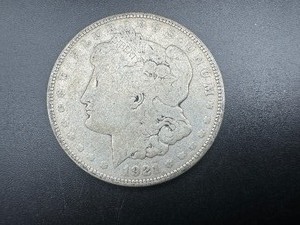 lot 32 image: 1921 Morgan Silver Dollar