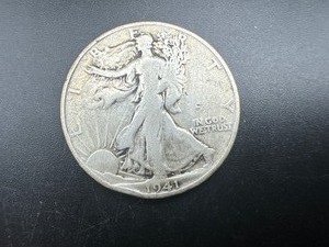 lot 53 image: 1941-S Silver Walking Liberty Half Dollar