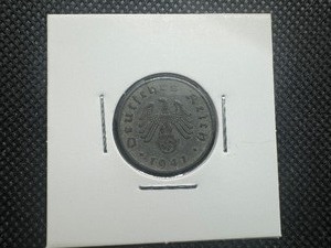 lot 90 image: 1941 3rd Reich 10 Reichspfennig