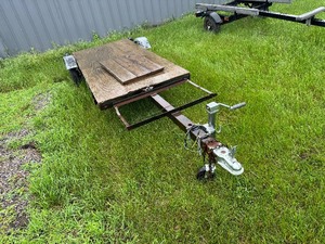 lot 7 image: Homemade Small Flatbed Yard Trailer