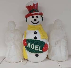 lot 1J image: Set of 3 Christmas Blow Mold Figures - Snowman and Two Saints