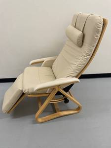 lot 2U image: Zero Gravity Adjustable Recliner Armchair by Backsaver Products - Scandinavian Style