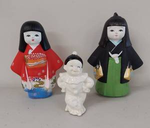 lot 32U image: Set of 3 Vintage Japanese Figurines with Kimono and Clown Designs