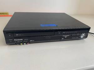 lot 92U image: Panasonic DMR-EZ48V DVD Recorder with HDMI Output