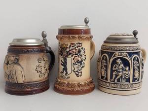 lot 21C image: Set of 3 German Stoneware Beer Steins with Pewter Lids