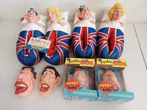lot 37C image: Vintage Spitting Image Character Heads and Sleeping Partners Slippers Set