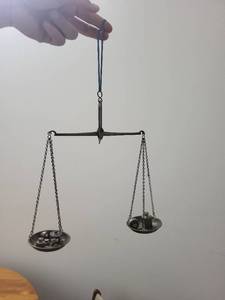 lot 7M image: Antique Brass Balance Scale with Weights