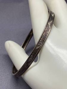 lot 3B image: Vintage Sterling Silver 925 Engraved Bangle Bracelet