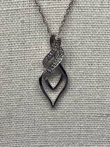 lot 4B image: Sterling Silver 925 Necklace with Pendant