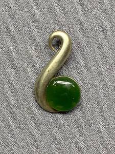 lot 13B image: Sterling Silver 925 Pendant with Green Gemstone