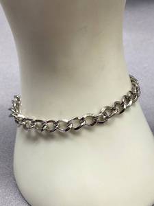lot 18B image: Elegant Sterling Silver 925 Chain Bracelet