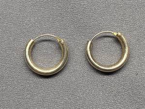 lot 57B image: Minimalist Vintage Sterling Silver 925 Hoop Earrings