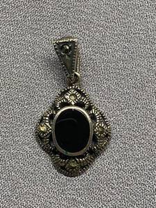 lot 61B image: Sterling Silver 925 Onyx Pendant