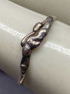 lot 65B image: Sterling Silver 925 Ring Unique Textured Design Size 4.75
