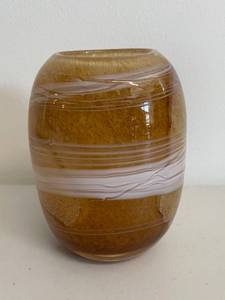 lot 48H image: Handcrafted Steve Exner Glass Vase, December 2005
