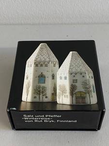 lot 68H image: Rosenthal Winterreise by Rut Bryk Finland - Salt and Pepper Shakers Set