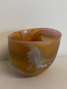 lot 74H image: Signed Coleman Decorative Glass Bowl