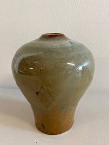 lot 76H image: Handcrafted Ceramic Vase Signed by Artist, 2008