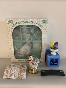 lot 100H image: Precious Moments 12 Pc Porcelain Tea Set, Aynsley Tulip Figurine & Royal Worcester Partridge