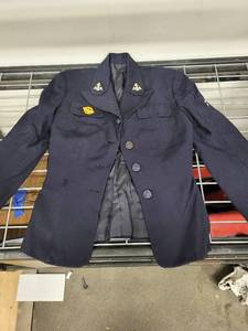 lot 18A image: Vintage WAVES U.S. Navy Womens Jacket with Insignia