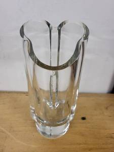 lot 4S image: Vintage Disney Mickey Mouse Silhouette Clear Glass Crystal Vase