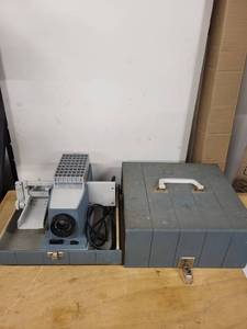 lot 31S image: Vintage Slide Projector with Carrying Case