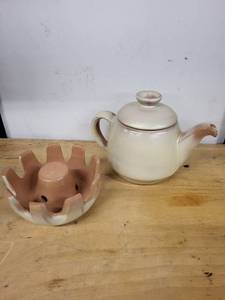 lot 57S image: Vintage Frankoma Pottery Plainsman Dessert Gold CoffeeTeapot 67 with Lid and Warmer