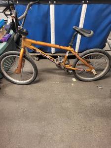 lot 56S image: GT Performer BMX Bike in Used Condition - Vintage Orange