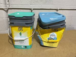 lot 121 image: LOT OF 2 Purina Tidy Cats Multi-Cat Clumping Litter, 21lbs and 10lbs