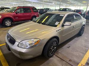 lot 11 image: 2008 Buick Lucerne CXL