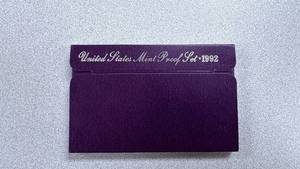 lot 11 image: 1992 United States Mint Proof Coin Set