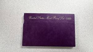 lot 13 image: 1983 United States Mint Proof Set