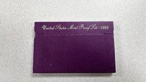 lot 15 image: 1969 United States Mint Proof Set