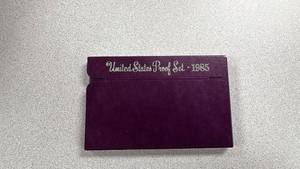lot 18 image: 1985 United States Proof Set
