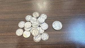 lot 65 image: Collection of Vintage Silver Dimes and One Quarter