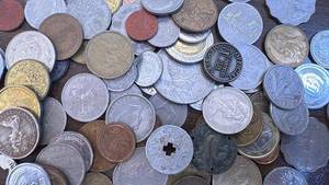 lot 85 image: Assorted Collection of Foreign Coins