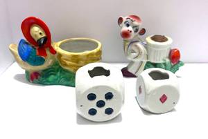 lot 82 image: Three Vintage Japan Planters and Money Pin Cushion
