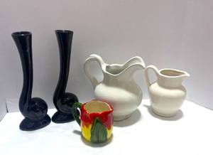lot 84 image: Pair of Frankoma Bud Vases and Three Vintage Pitchers