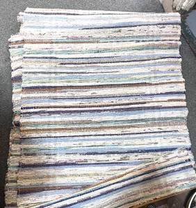 lot 4 image: Vintage Rag Runner 12 12 X 26 No Holes Amazing Condition
