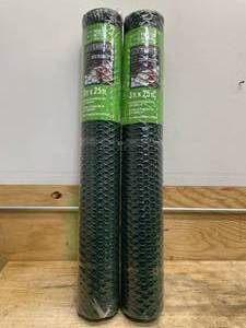 lot 204 image: Lot of 2 - Poultry Netting Green Plastic 3ft x 25ft Everbilt