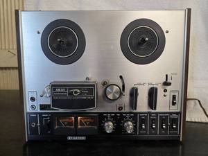 lot 34 image: Akai 4000DB
