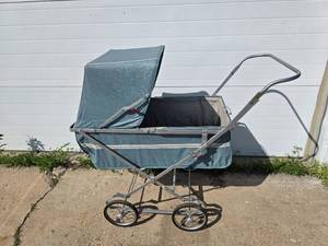 lot 47 image: Vintage Baby Buggy Stroller Crown Metal Silver Vinyl Rubber Wheels Blue White