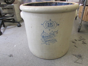 lot 9 image: 15 Gallon  Monmouth Crock
