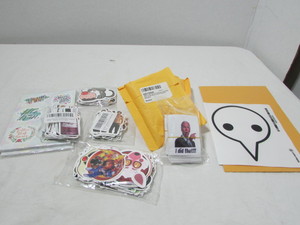 lot 22 image: Stickers Lot